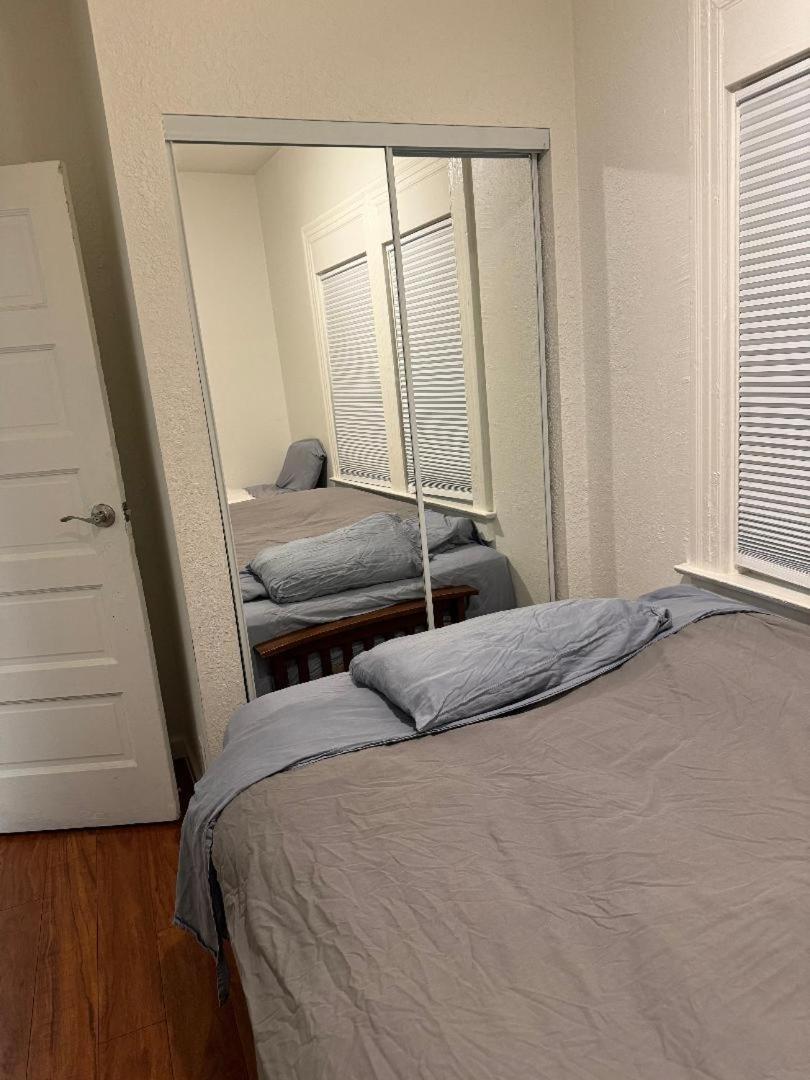 Apartamento Bumblebee House Oakland Exterior foto
